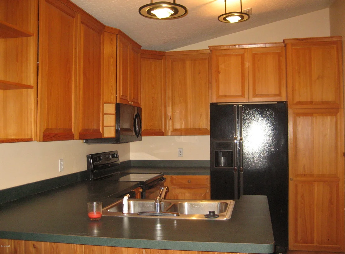 Photo of 337 Myrtlewood Road