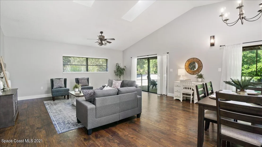 Photo of 2287 Cox Road