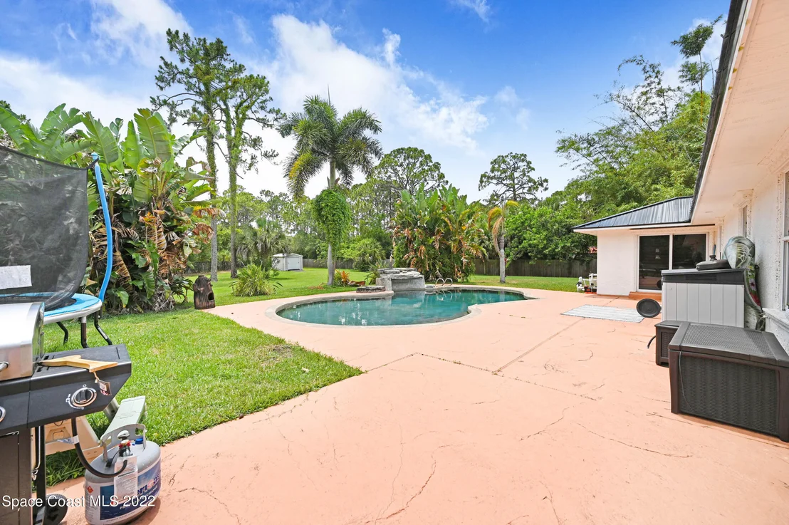 Photo of 3225 Fairview Drive