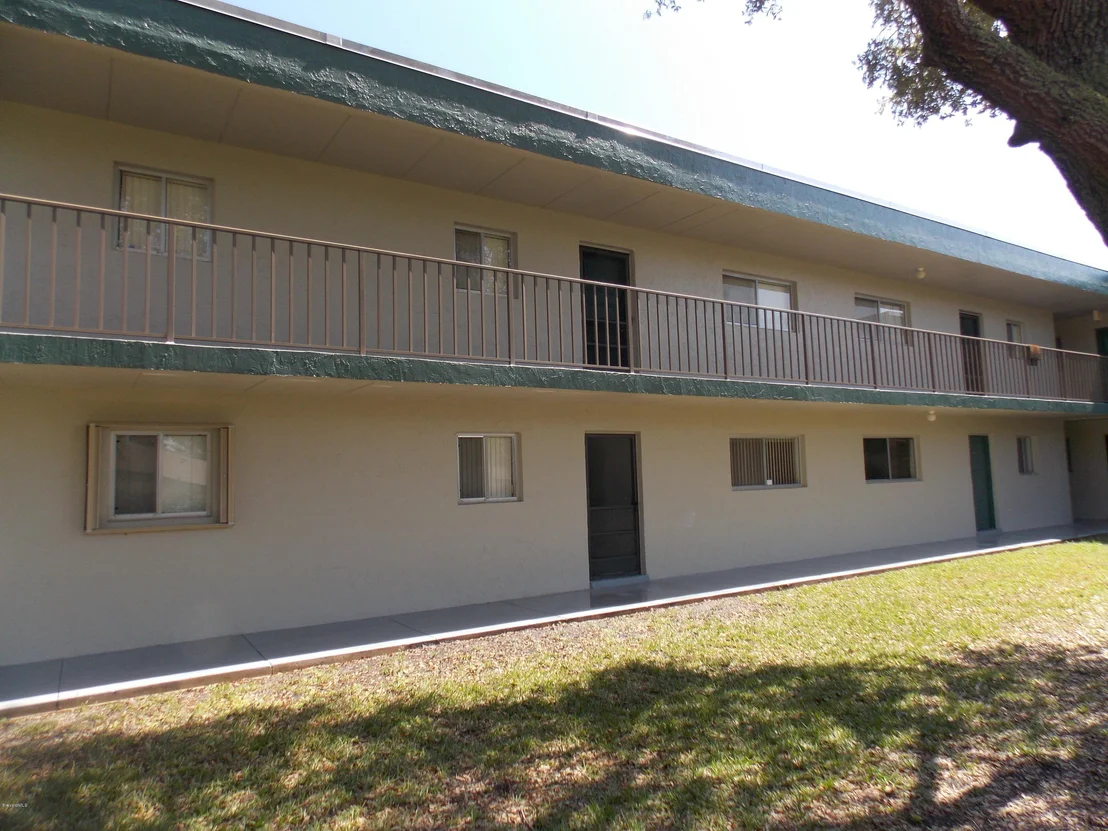 Photo of Unit 104 at 3025 Thrush Drive