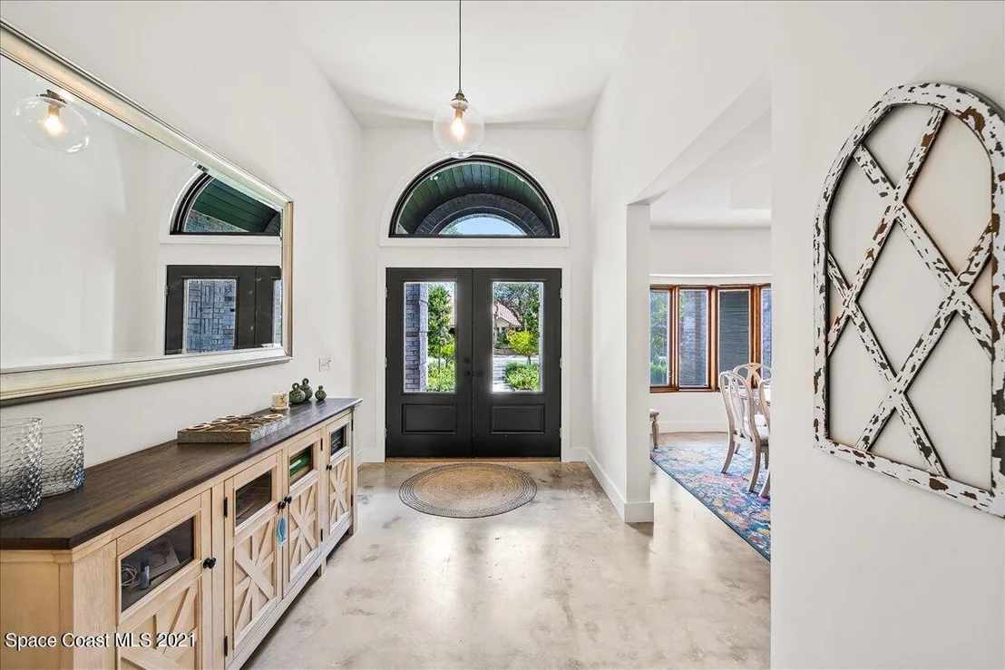 Photo of 629 Hummingbird Drive