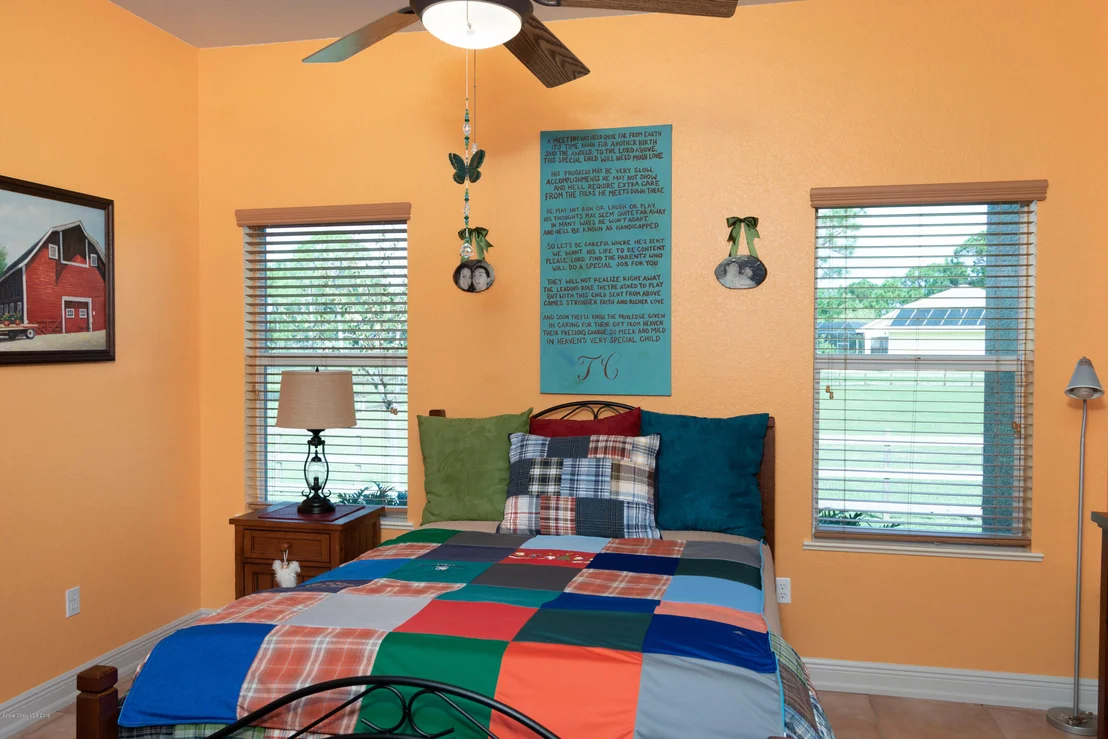 Photo of 6940 Hacienda Drive