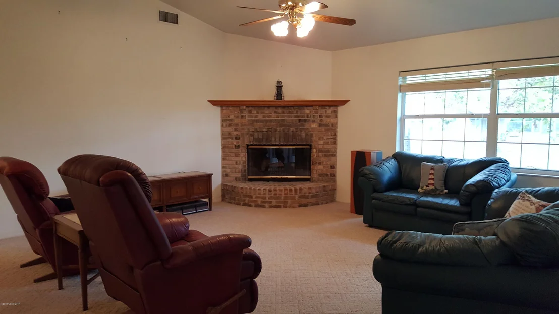 Photo of 3950 Burkholm Road