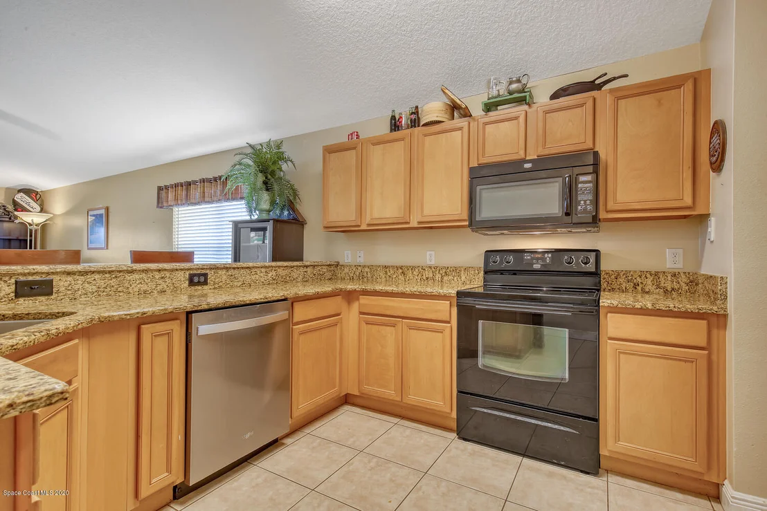 Photo of 2371 Bridgeport Circle