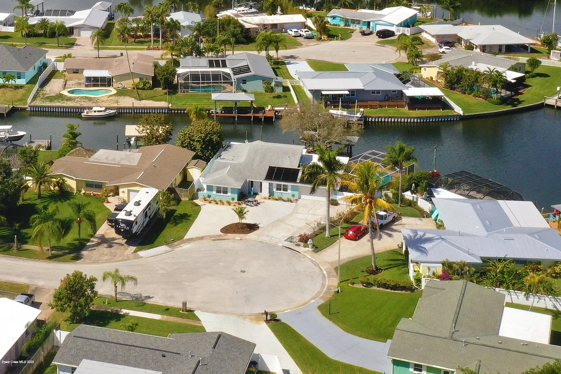 Photo of 448 Sparrow Drive
