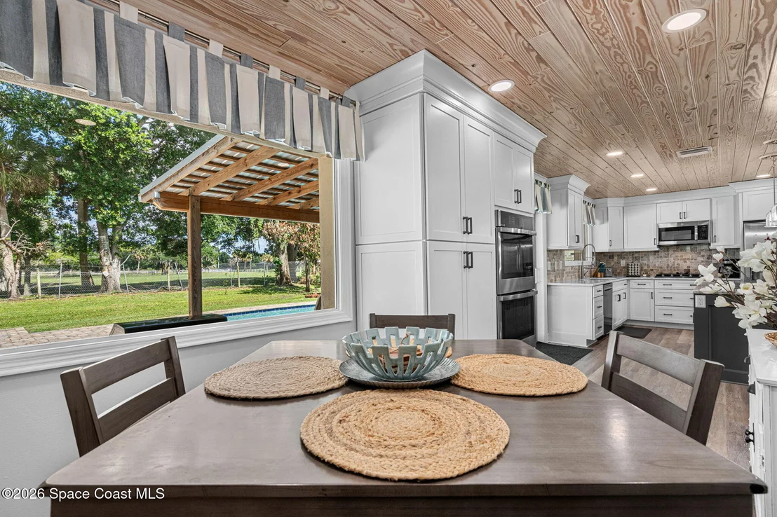 Photo of 368 Stephenson Drive