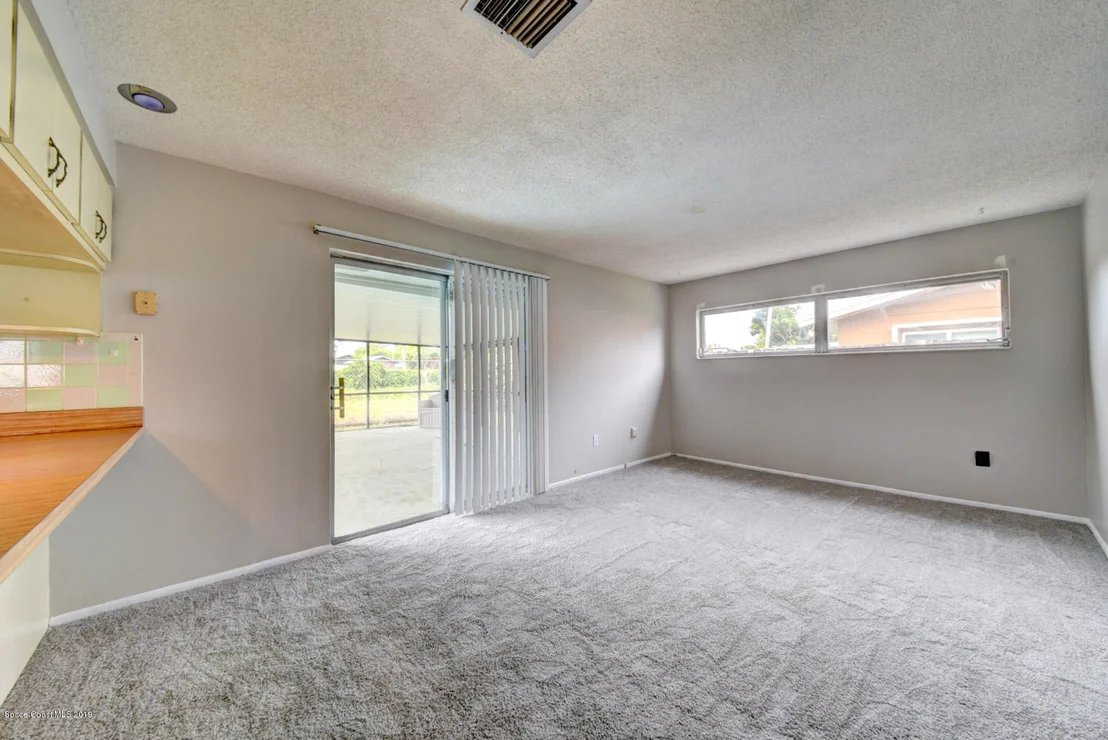Photo of 909 Jefferson Road