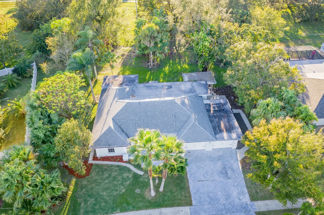 Photo of 920 Waialae Circle NE