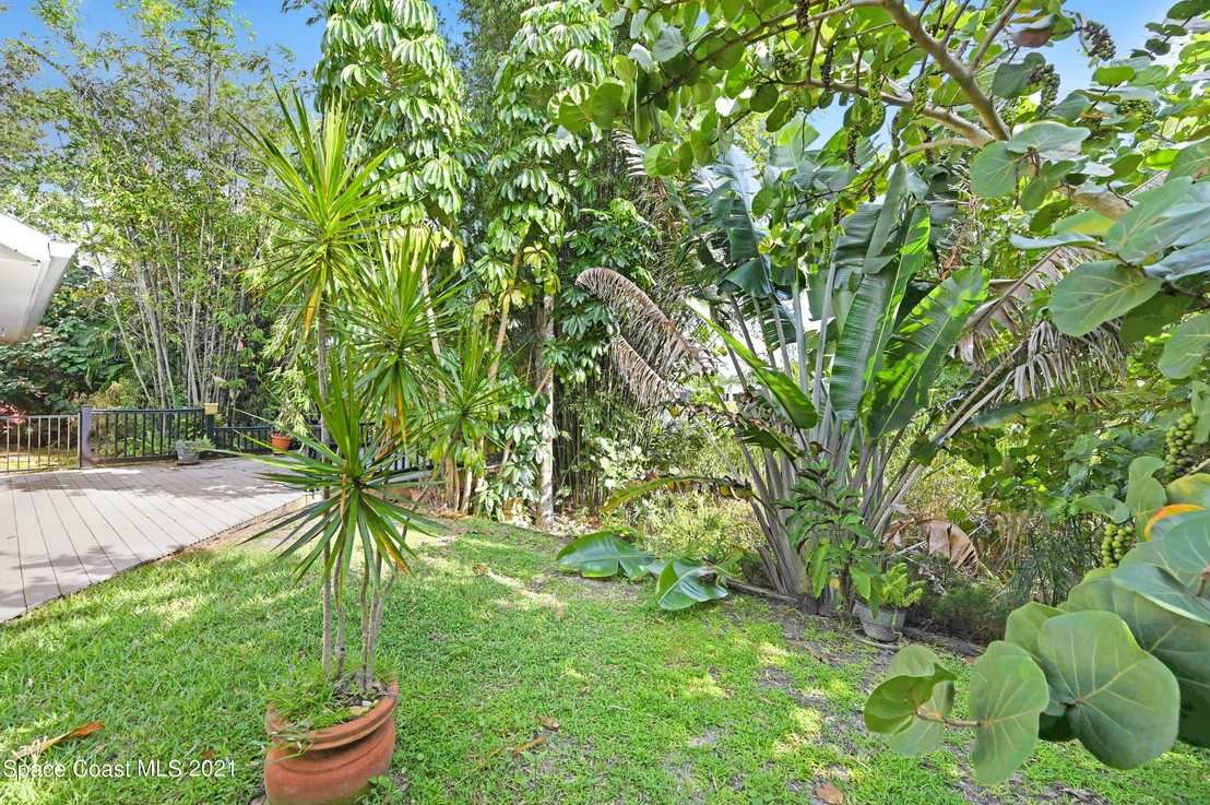Photo of 863 Brookview Lane