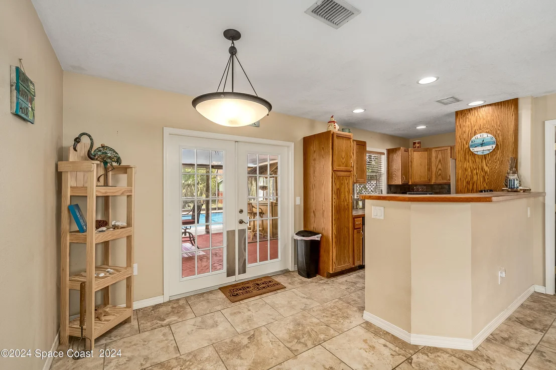 Photo of 6574 Haven Avenue