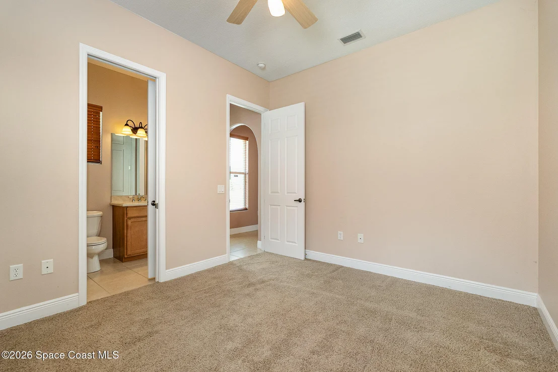Photo of 291 Devlin Court SE