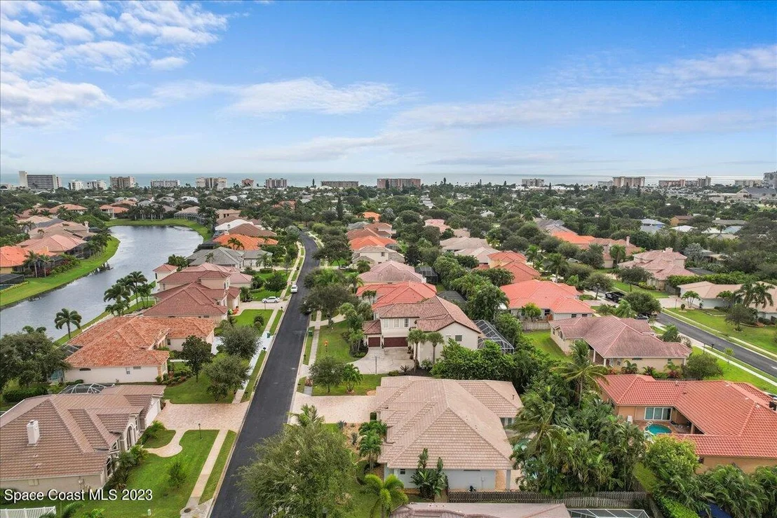 Photo of 373 Flanders Drive