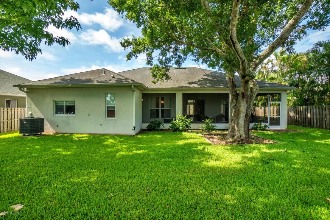 Photo of 2183 Woodfield Circle