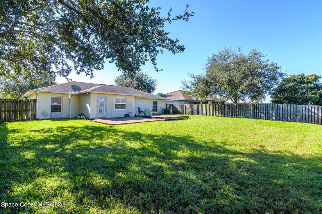 Photo of 2120 Belmont Way
