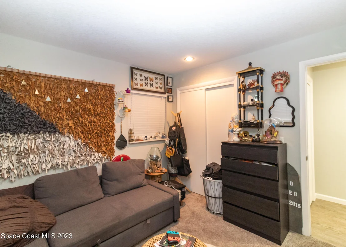 Photo of 800 Mark David Boulevard