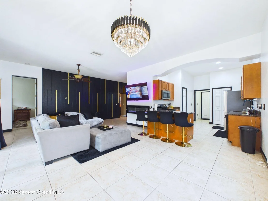 Photo of 501 Carley Lane