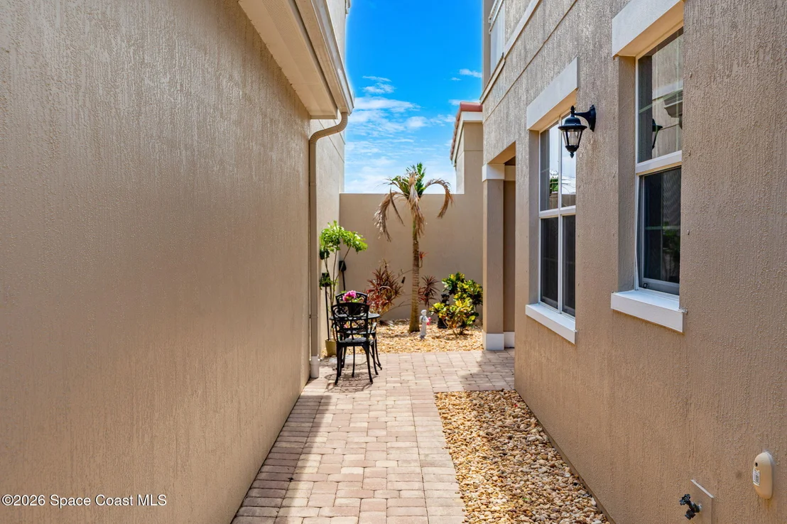 Photo of 2564 Addison Drive