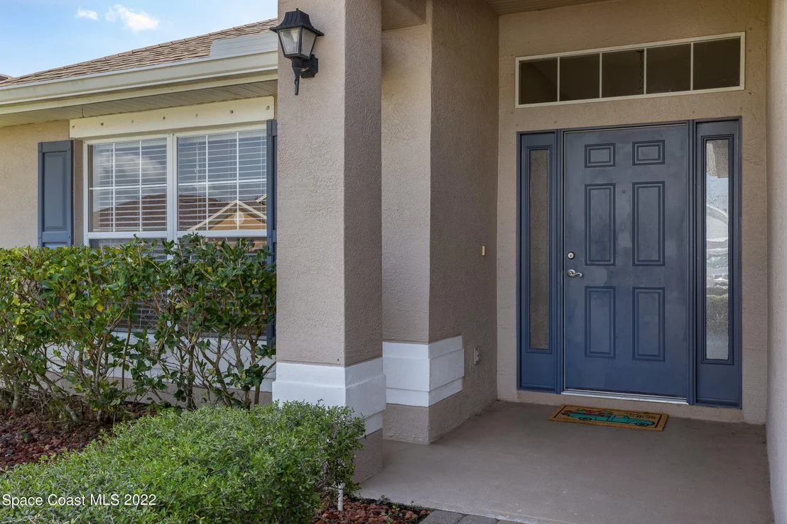 Photo of 2400 Bridgeport Circle