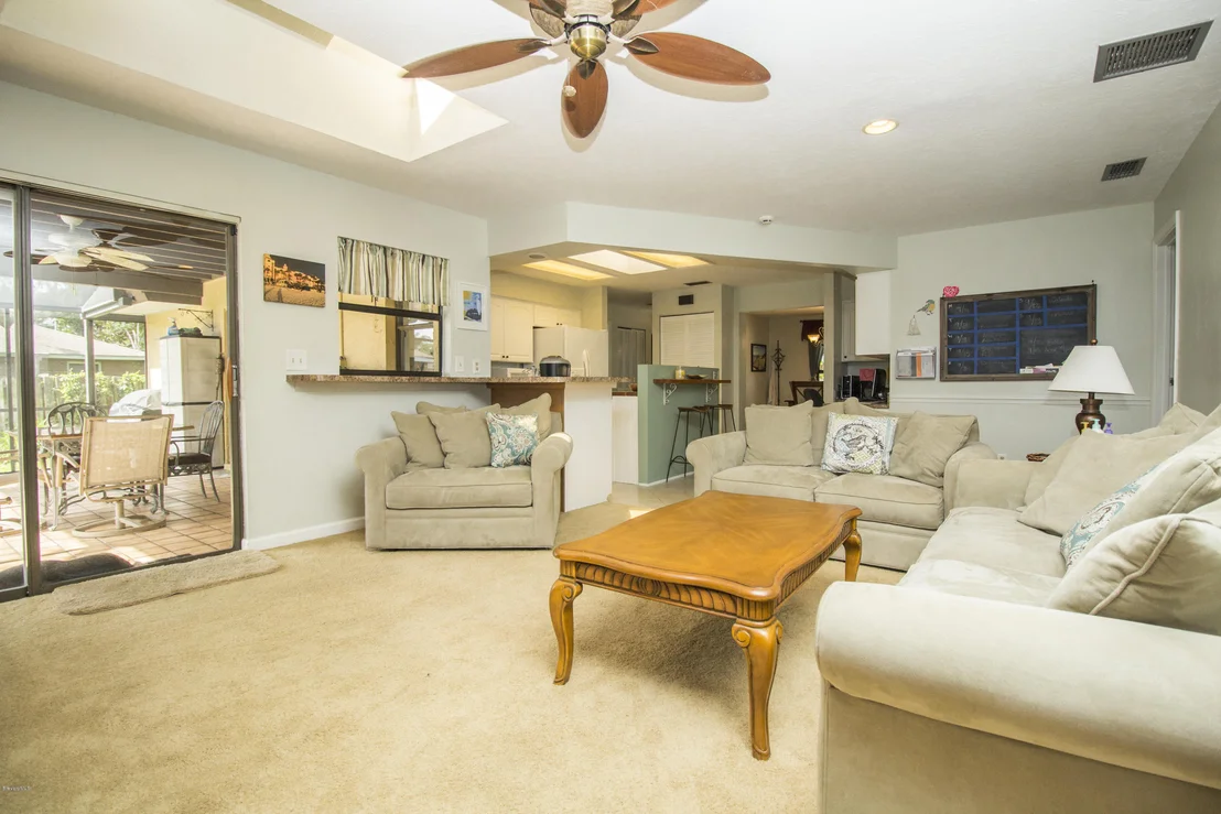 Photo of 10 Coconut Road