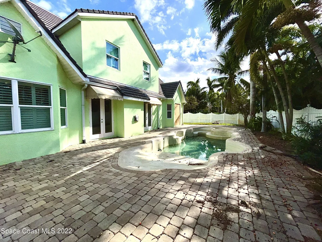 Photo of 202 Waterside Drive