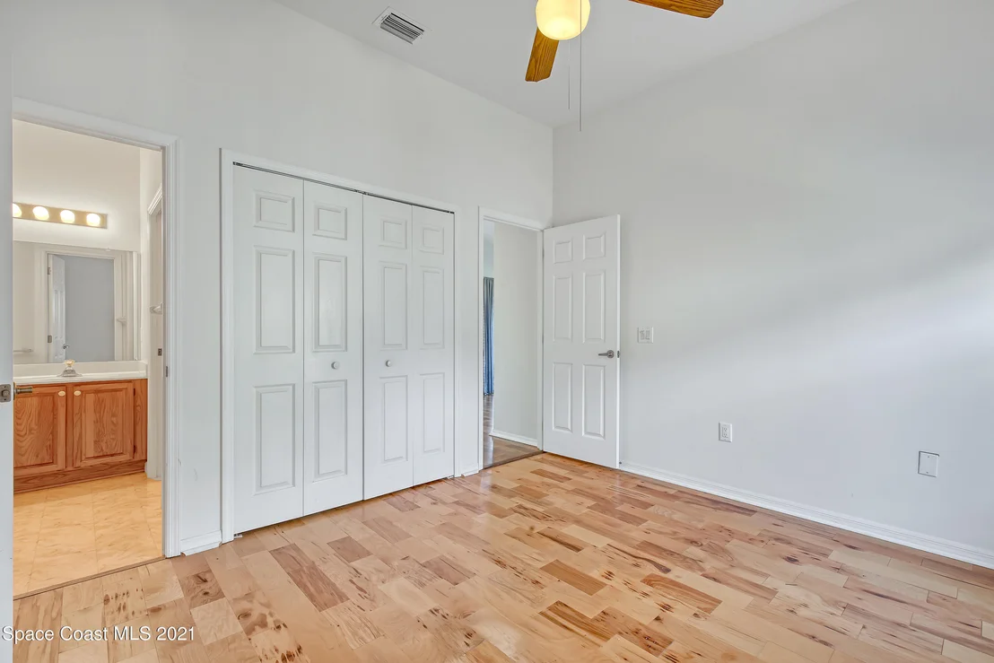 Photo of 1461 Wellington Circle