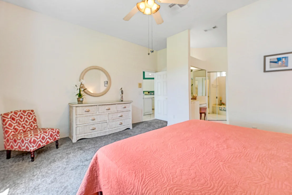 Photo of 2299 Addington Circle