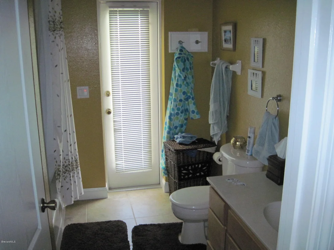 Photo of 4335 Milwaukee Avenue