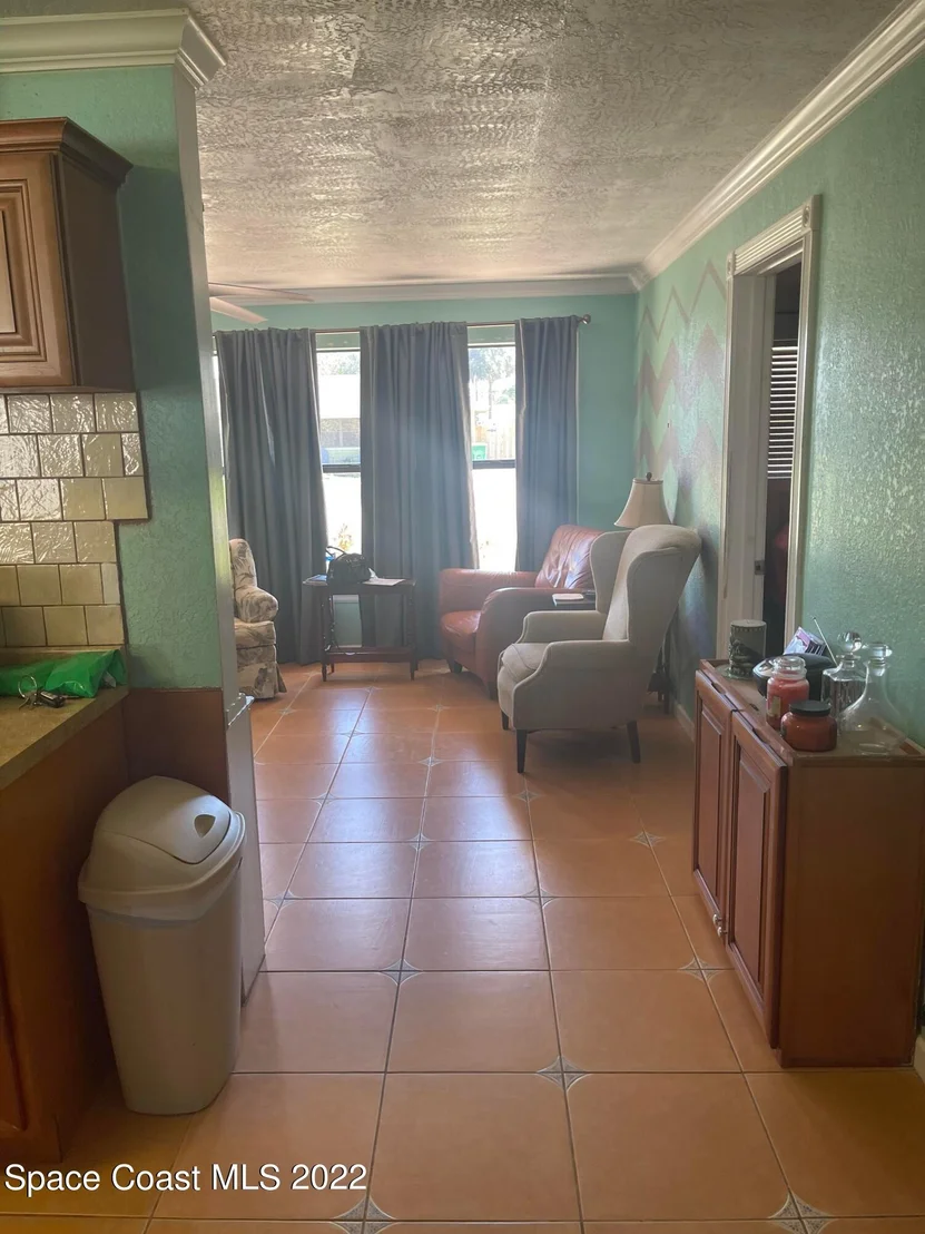 Photo of 1014 Hibiscus Street