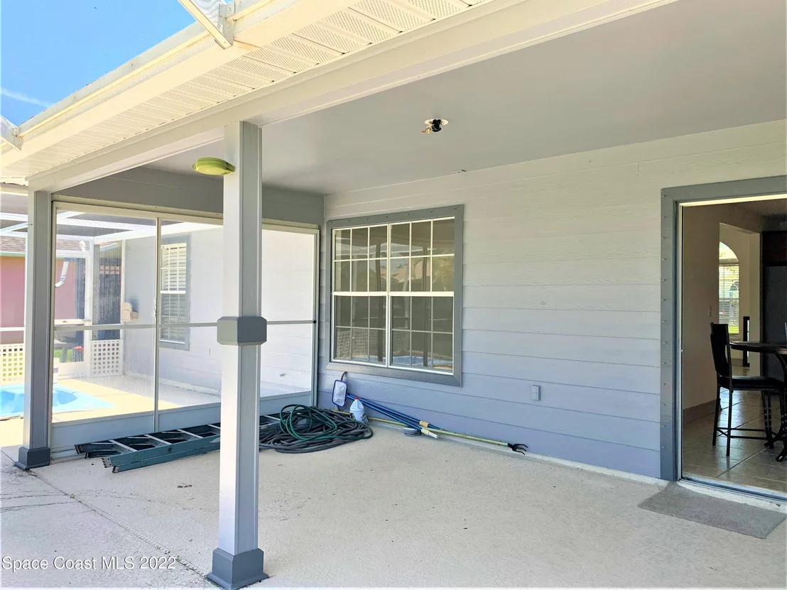 Photo of 1342 Heritage Acres Boulevard