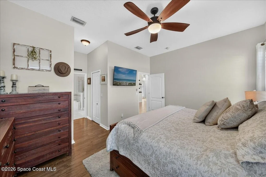 Photo of 1880 Thesy Drive
