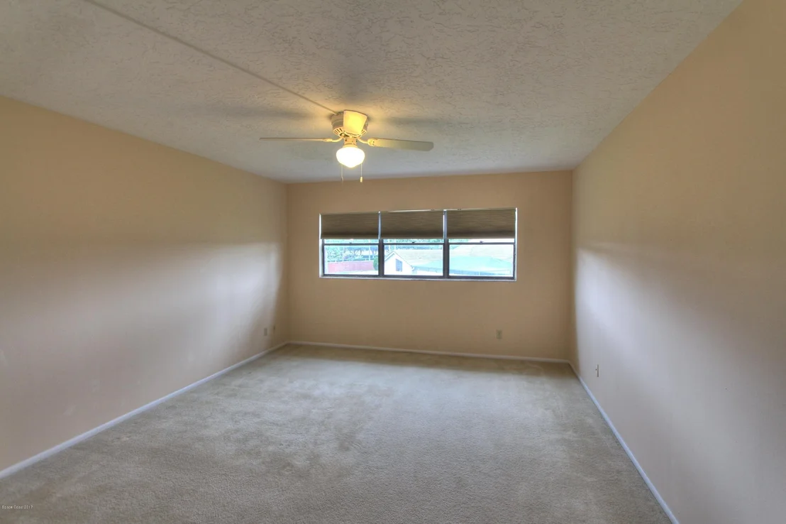 Photo of Unit 1024 at 315 Tangle Run Boulevard