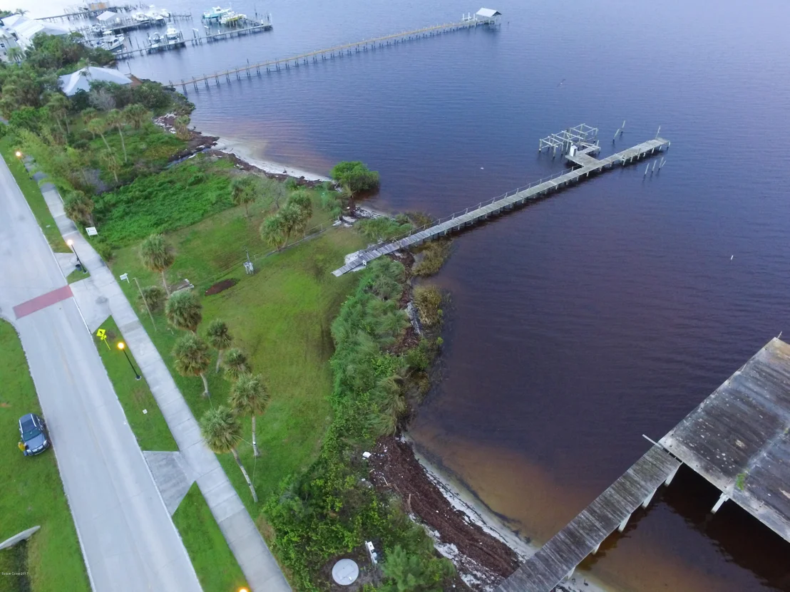 Photo of 1690 Indian River Drive