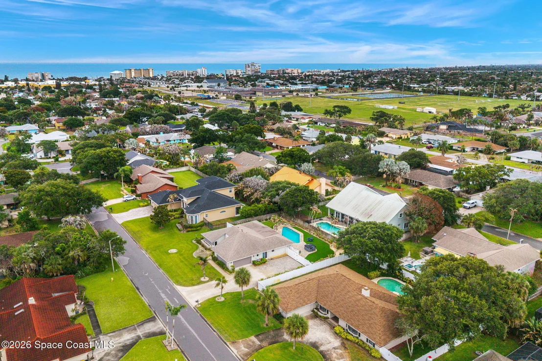 Photo of 431 Mosswood Boulevard