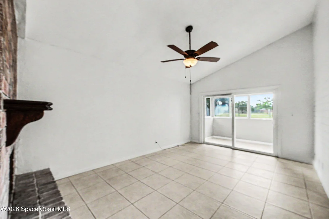 Photo of 909 Northbrook Drive