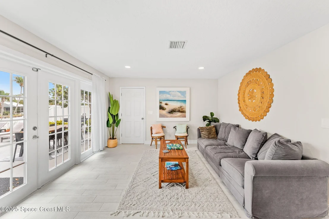 Photo of 368 Carmine Drive