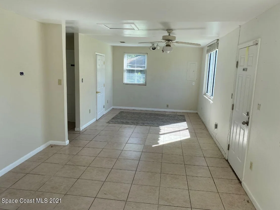 Photo of 2410 Malabar Road