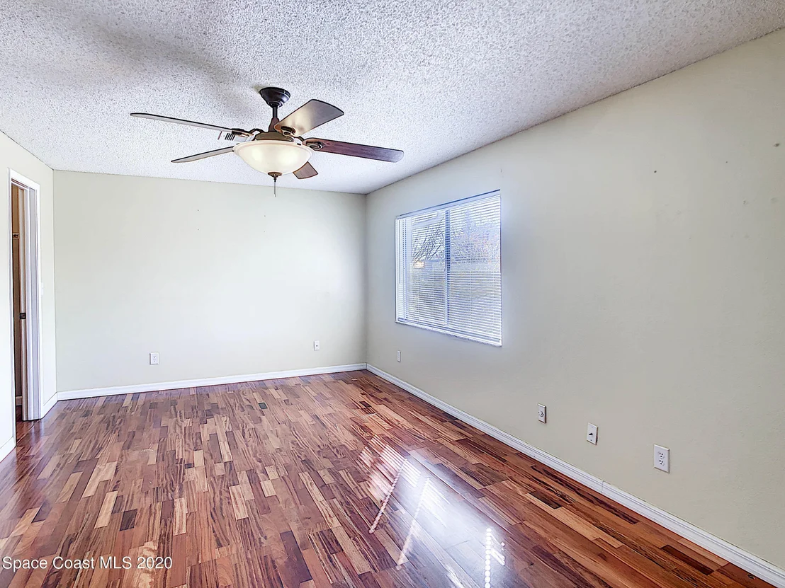 Photo of Unit 44 at 1882 Murrell Road