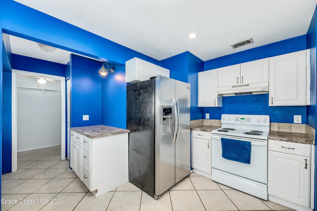 Photo of 1310 Sheafe Avenue NE