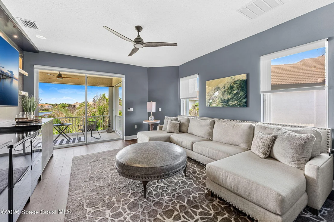 Photo of 242 Flanders Drive