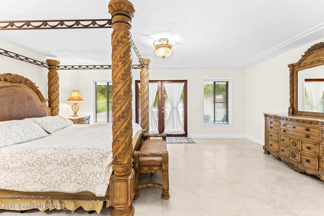 Photo of 2499 Hideaway Lane