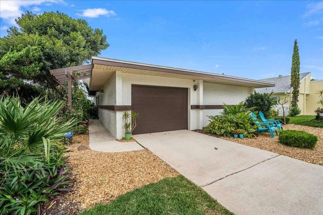 Photo of 210 Bayhead Drive