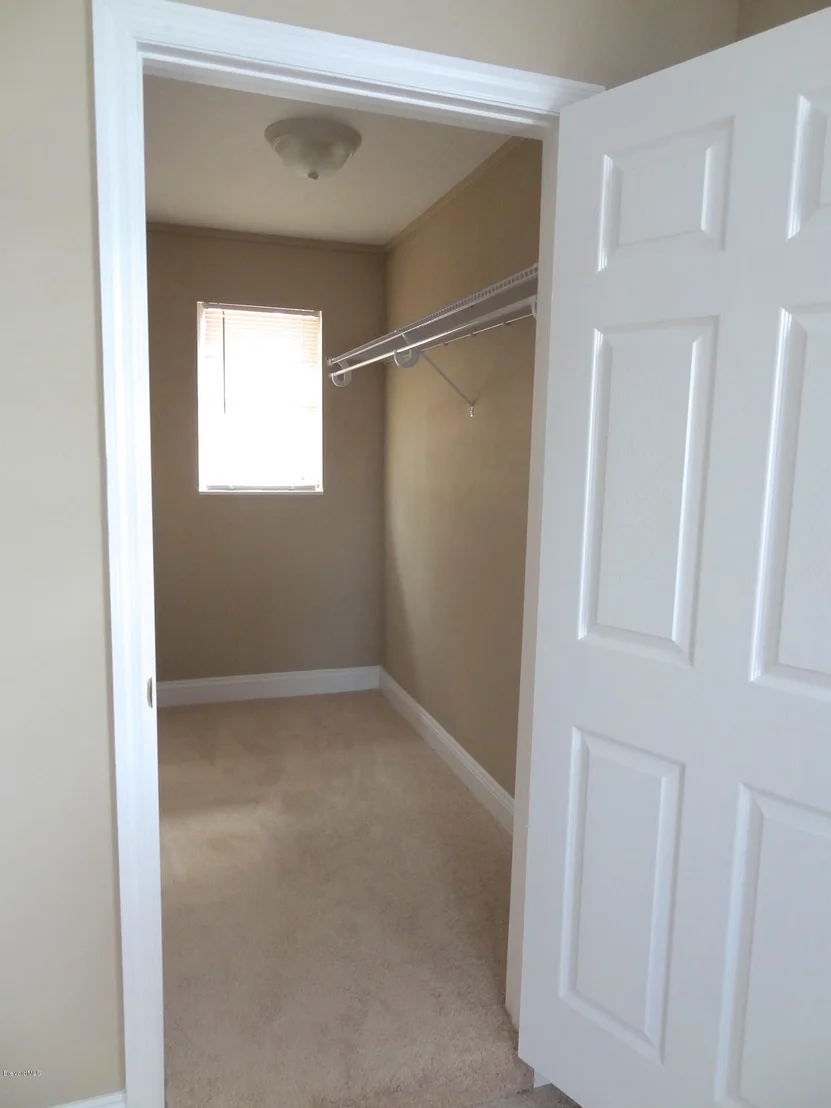 Photo of 1097 Riverdale Drive