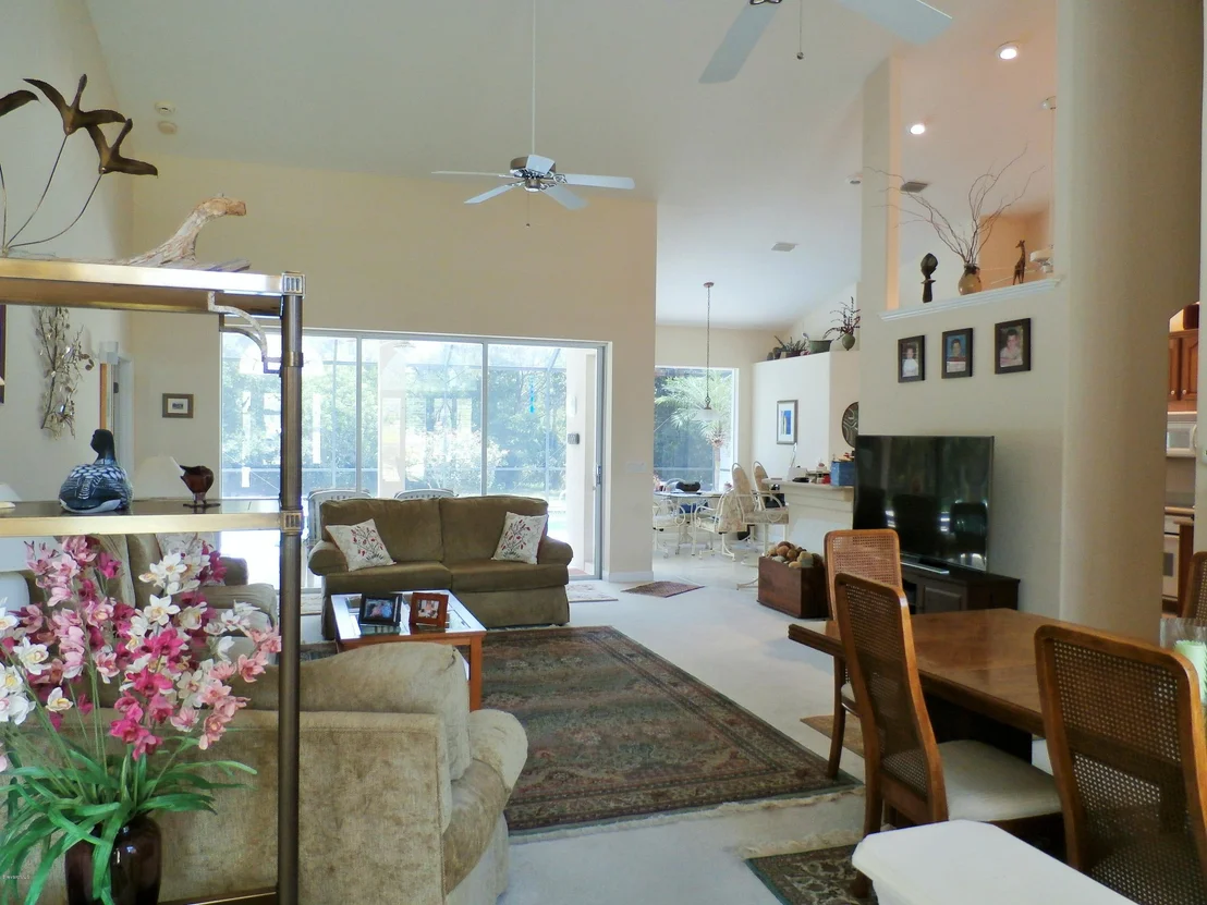 Photo of 4075 Lakeglen Drive