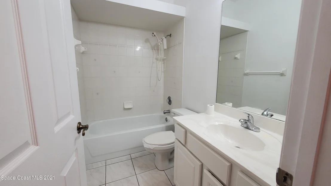 Photo of 1049 S Fork Circle