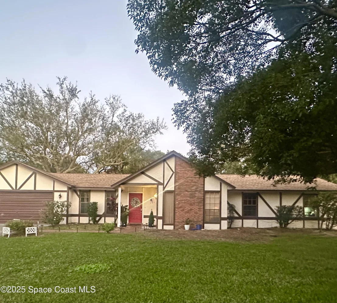 Photo of 3256 Fairview Drive