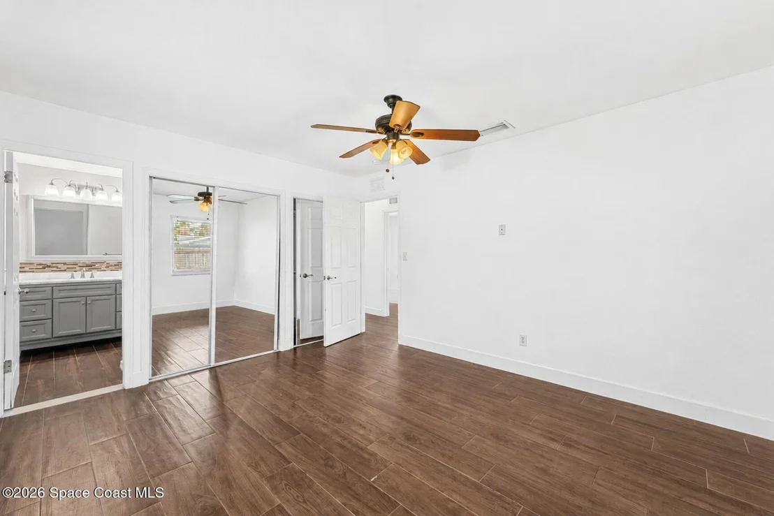 Photo of 403 12th Avenue