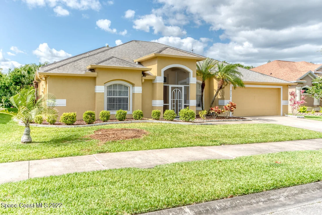 Photo of 4758 Alamanda Drive