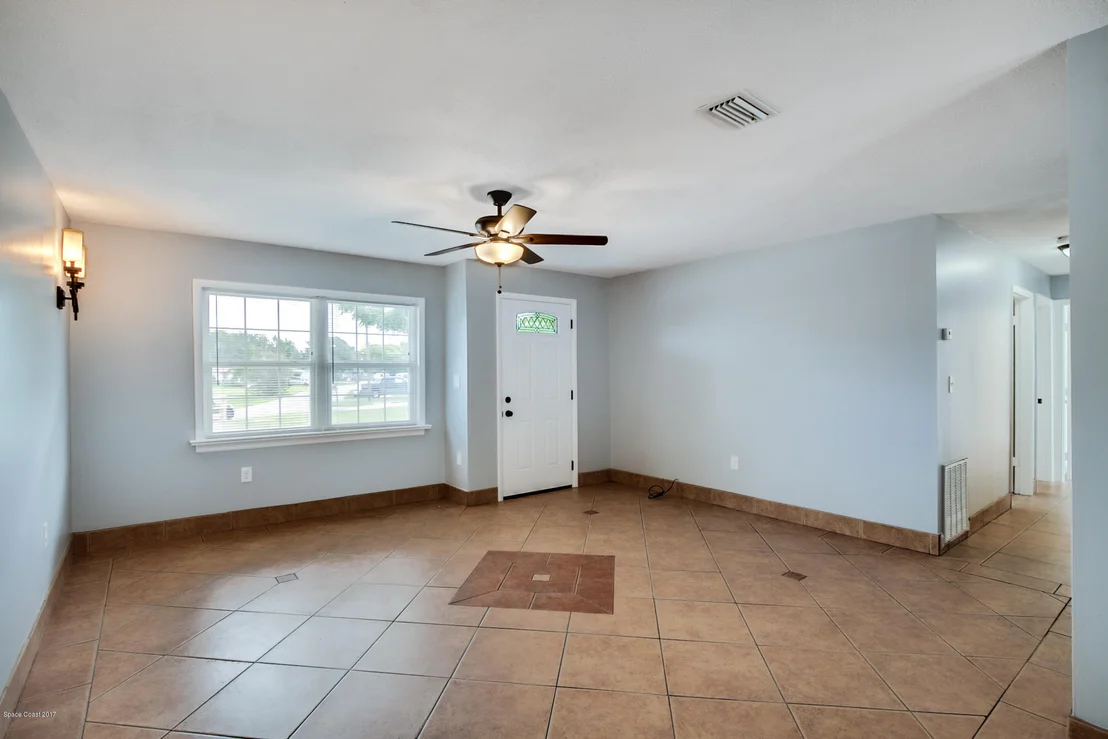 Photo of 925 Arabella Lane