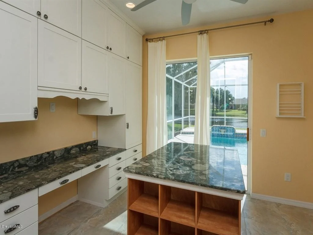 Photo of 933 Spring Oak Drive