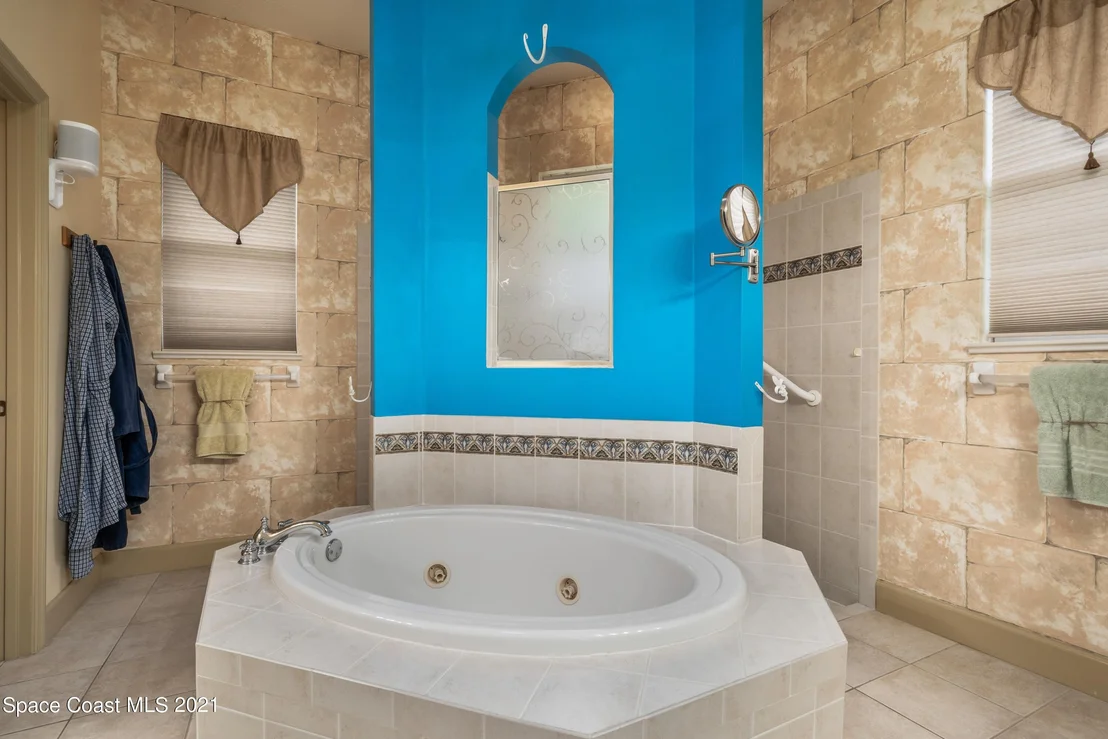 Photo of 975 Starling Way